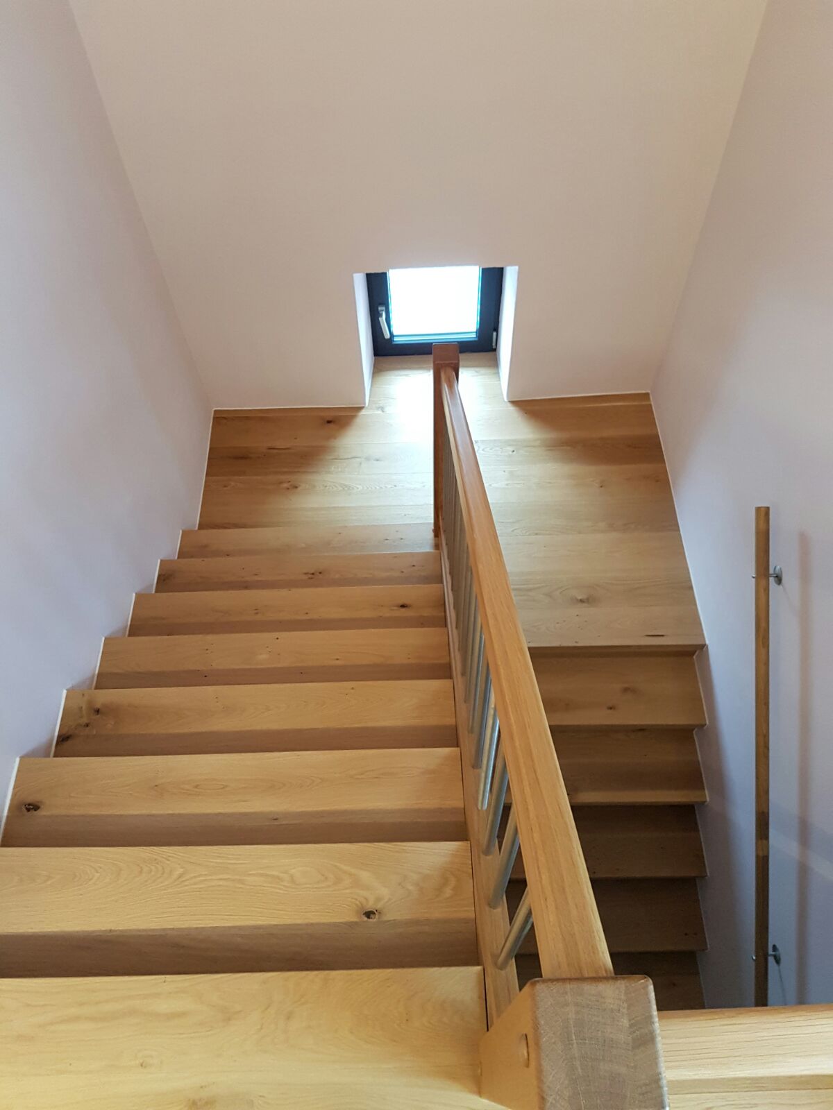 Belegte Treppen - Treppen & Geländer | Schreinerei und Holzfachmarkt