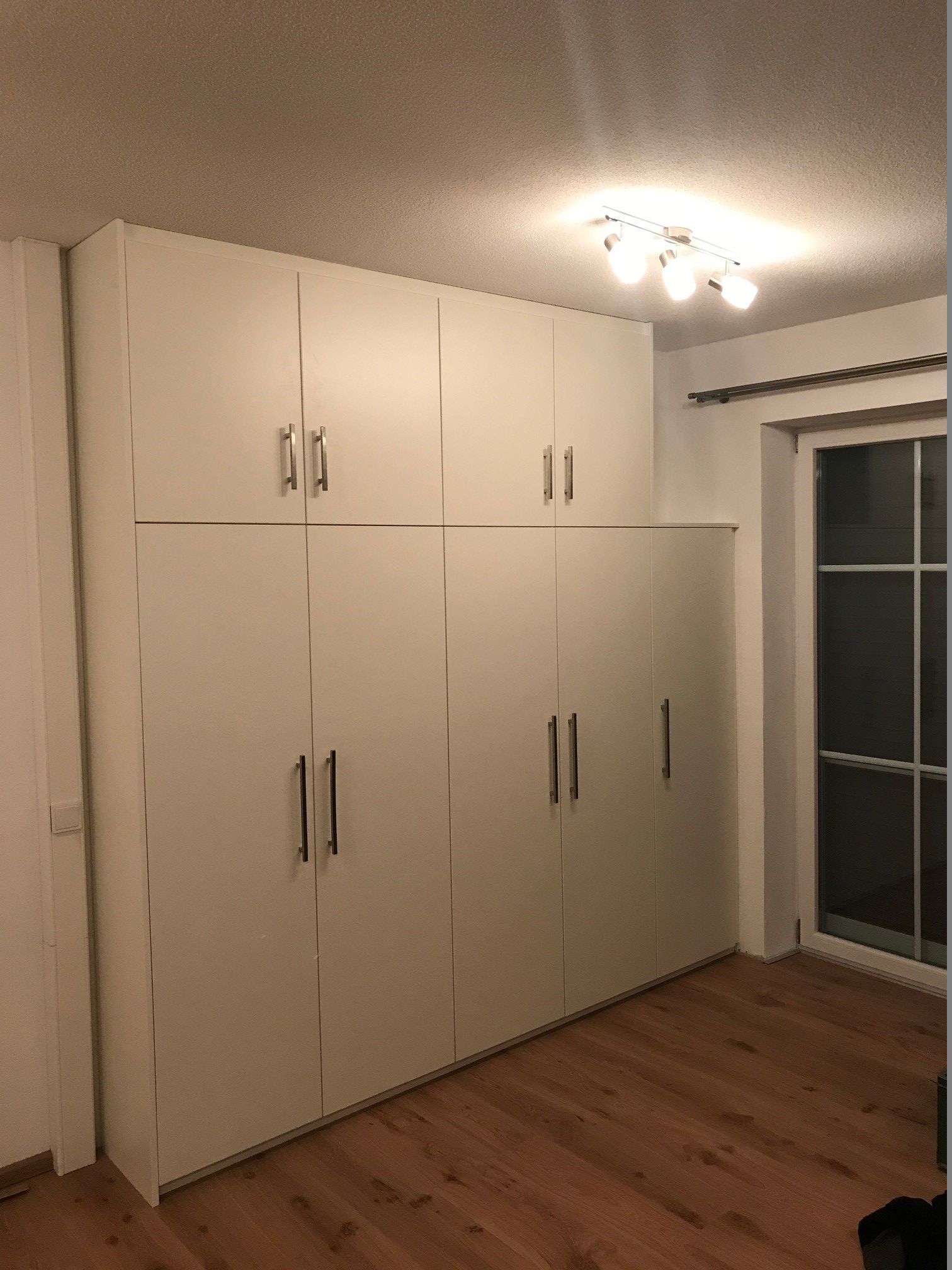 Büromöbel - Möbelschreinerei | Schreinerei und Holzfachmarkt Holz-Weiß